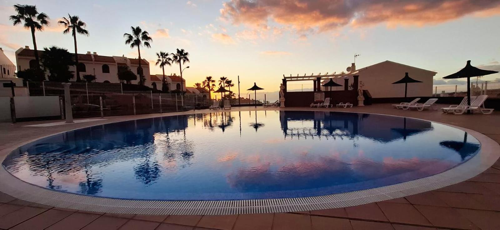 Ola Serena Apartment